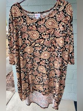 LuLaRoe Irma Top (Retired Style)